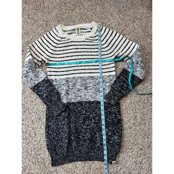 Roxy Sweater Dress, size women's Medium, Black, gray & cream soft sweater - Picture 4 of 10